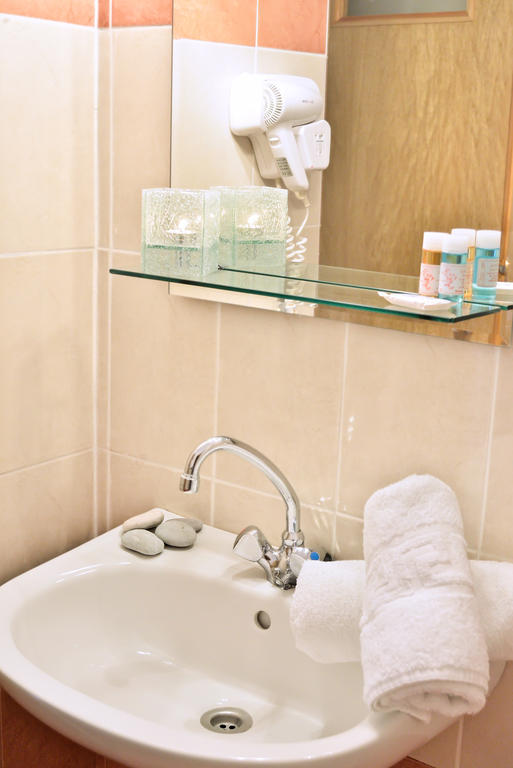 Evia Studios Loutra Edipsou  Room photo